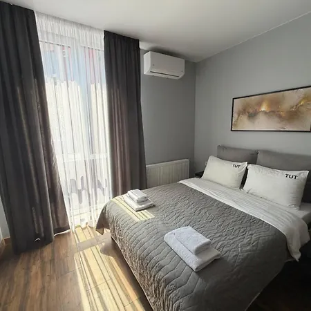 Apartment Lem Tut *
